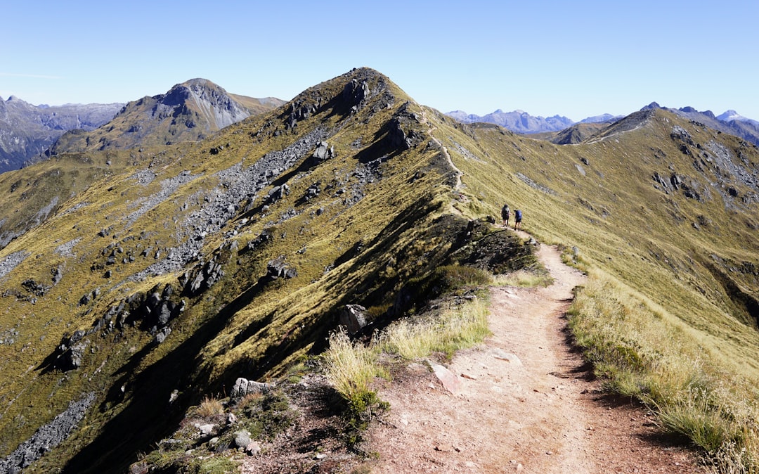 Como Vencer o Medo de Altura: Técnicas Psicológicas para Alpinistas