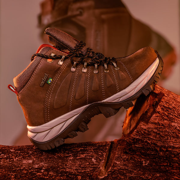 Bota de aventura para clima e terreno