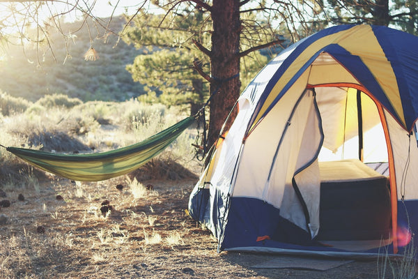 Benefícios do Acampamento de Longa Duração: Conecte-se com a Natureza por Mais Tempo