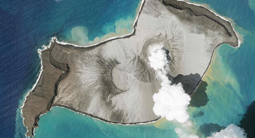 Vulcão em Tonga gera Tsunami