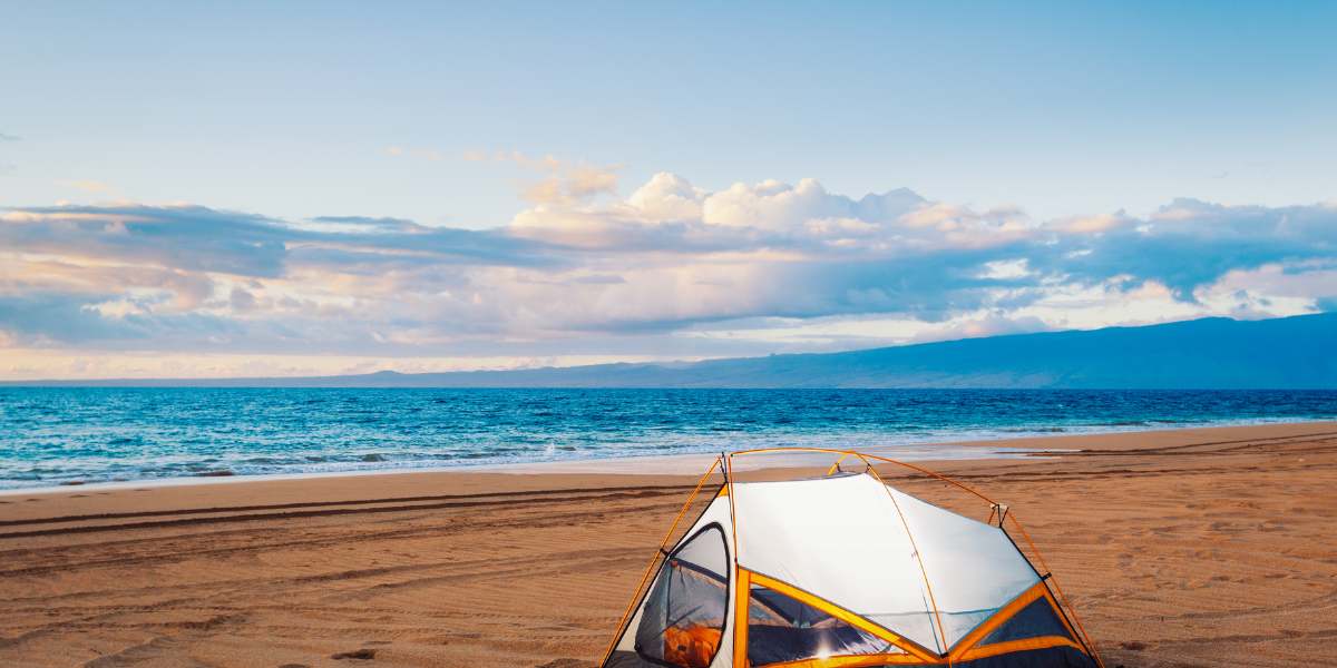 Guia Completo de Camping na Praia: Dicas Essenciais para Iniciantes