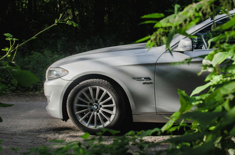 Dicas para caminhadas seguras e divertidas: Aproveite sua aventura ao máximo com precauções.