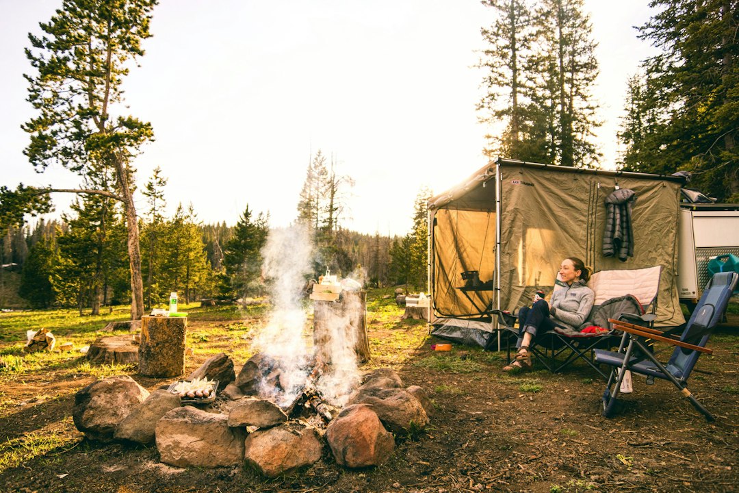 Dicas para Escolher os Melhores Equipamentos para Cada Tipo de Camping
