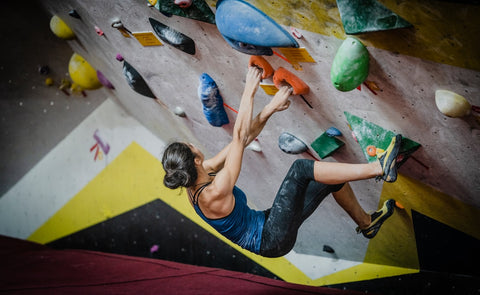 Mulheres na Escalada: O Crescimento e a Importância da Participação Feminina no Esporte Vertical