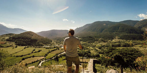 Dicas para Economizar e Reutilizar Água em Trilhas: Como Planejar o Consumo de Água de Acordo com a Duração e Dificuldade da Trilha