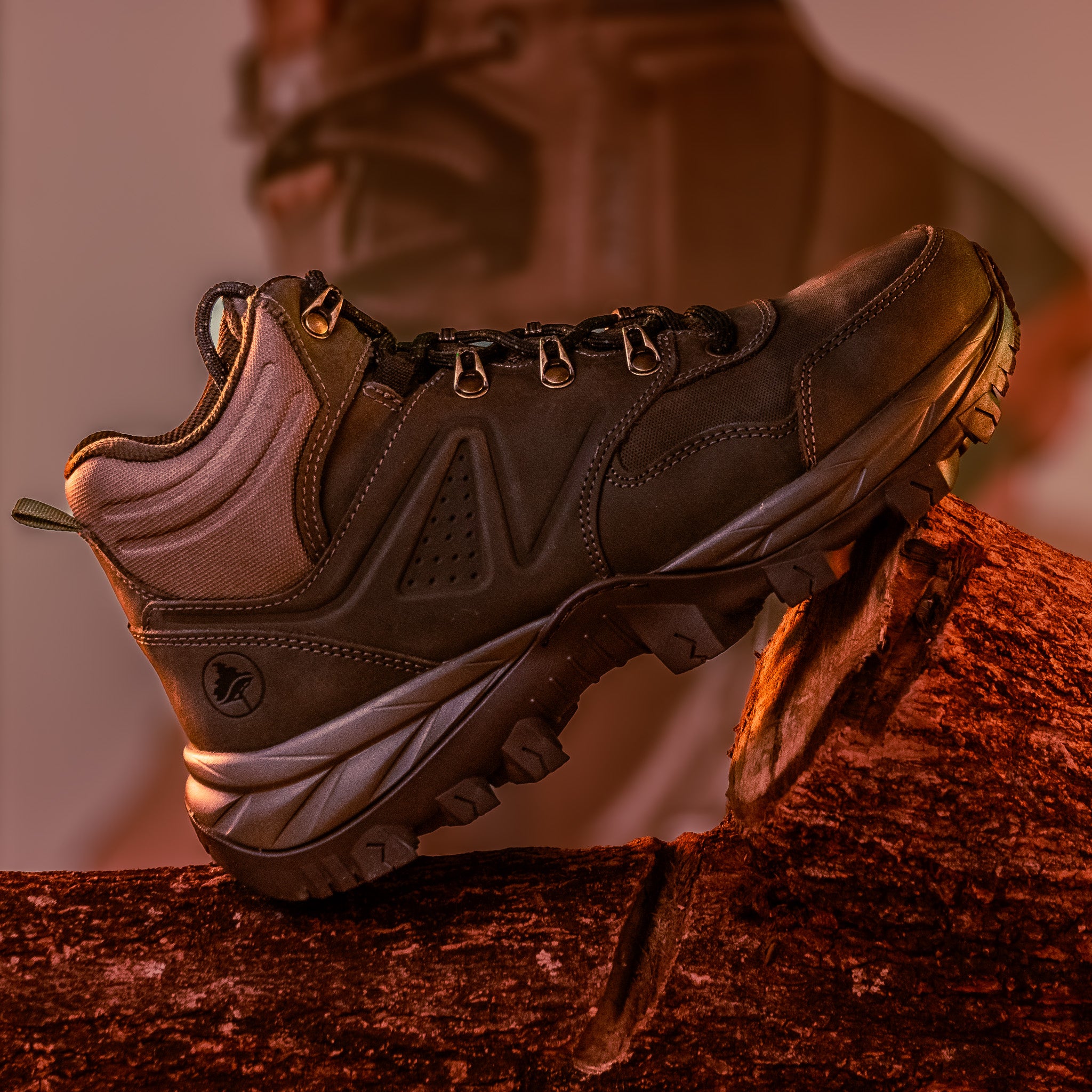 Bota Adventure Cinza Ember 02 Cano Alto | Macboot