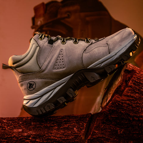 Bota Adventure Cano Alto Macboot Ember 02 Bege Acinzentado