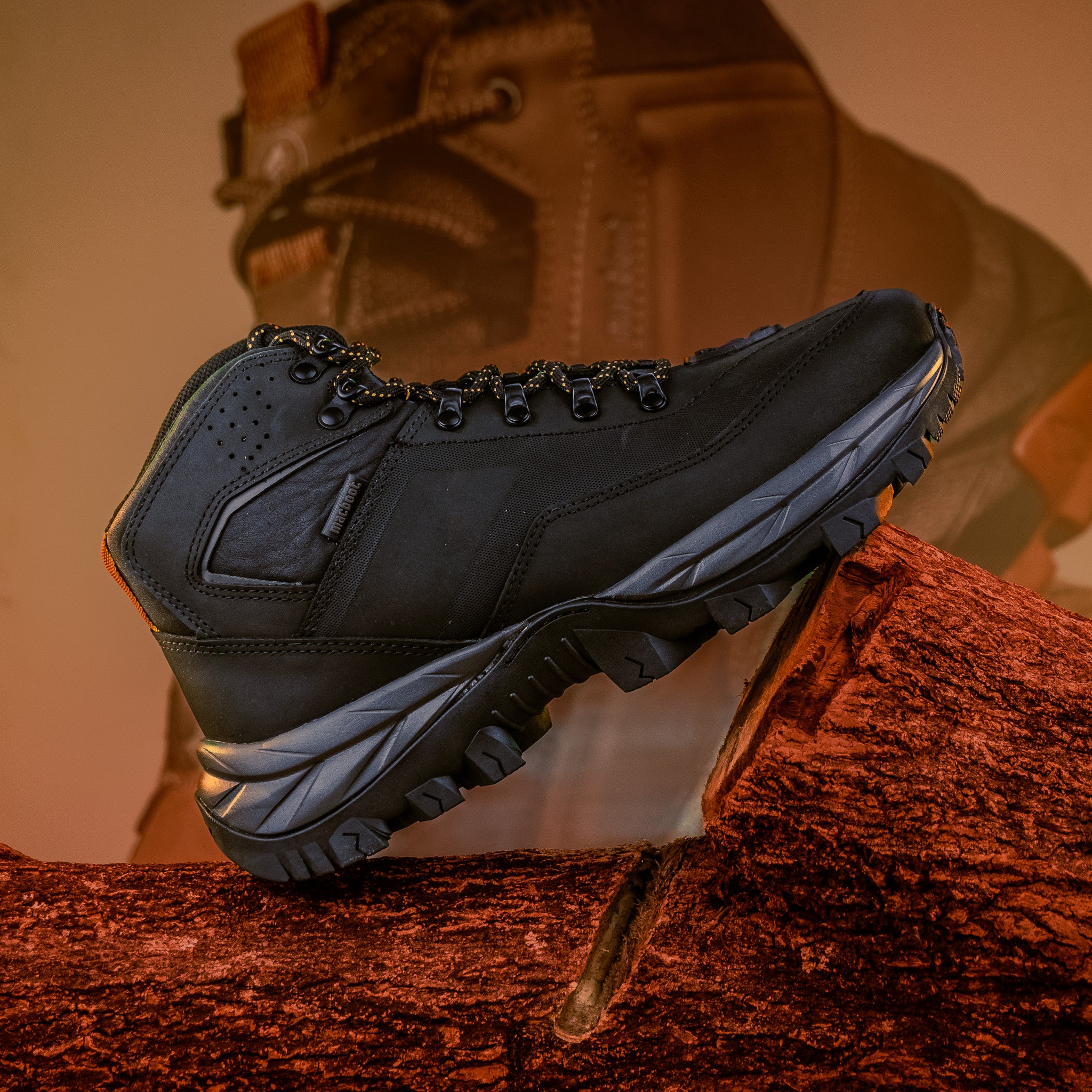 Bota para Andar de Moto Preta Savara 02 | Macboot